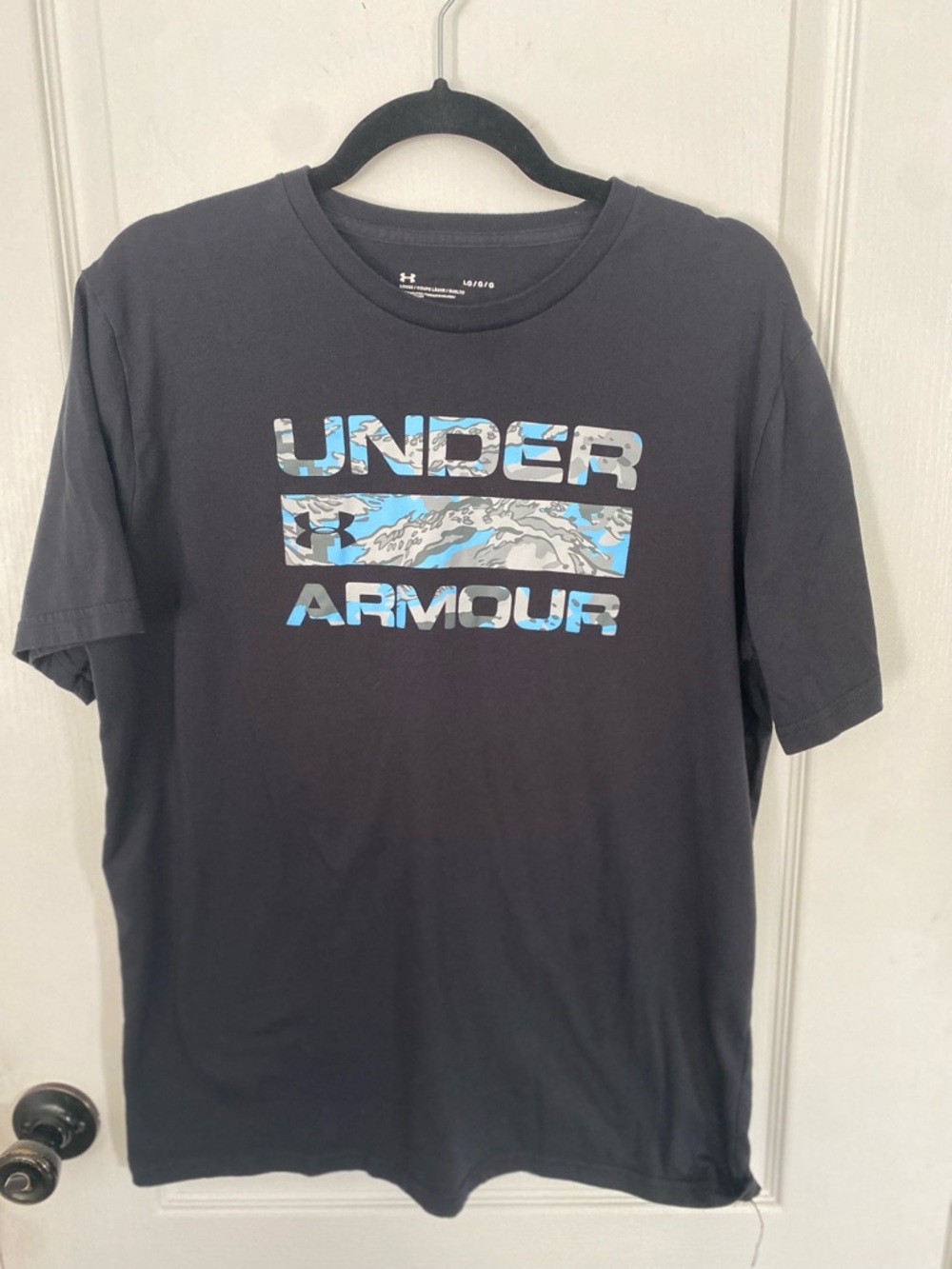 Under Armour Black Short Sleeve Tee with Blue and Gray Camo Logo